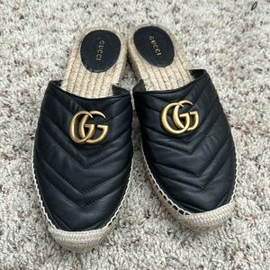 Authentic Gucci espadrille sandal size 38 1/2
